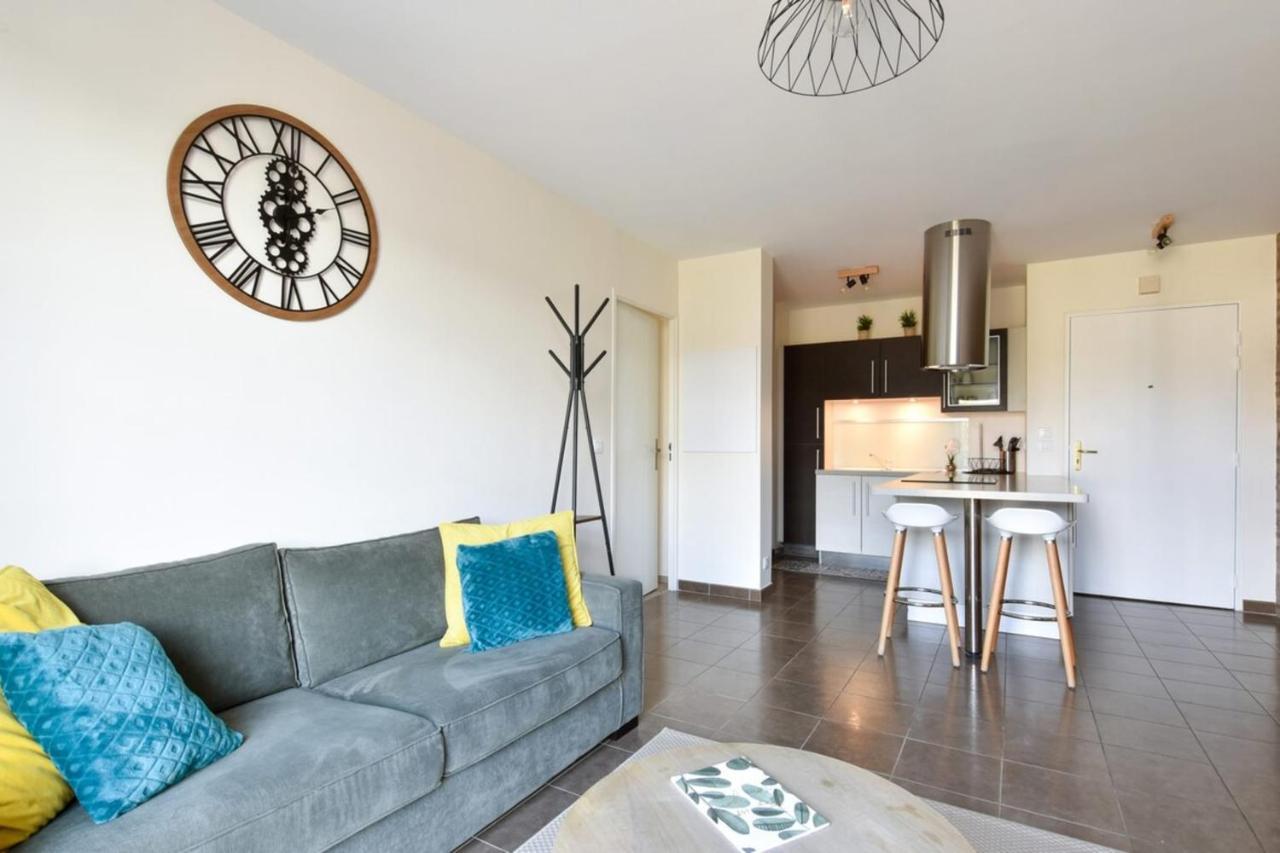 Appart Cosy Quartier Calme Hyper Centre Parking Apartment Magny-le-Hongre Bagian luar foto
