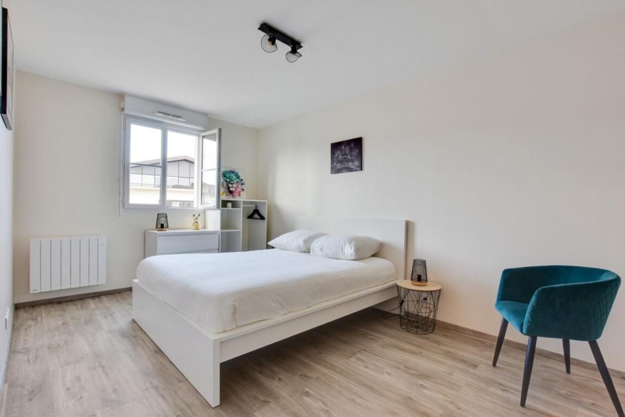 Appart Cosy Quartier Calme Hyper Centre Parking Apartment Magny-le-Hongre Bagian luar foto